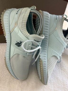 U.S. Polo Assn Womens Size 7.5 Light Blue Knit Mesh Sneakers Lace Up Shoes